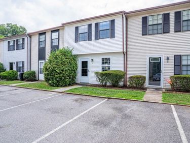 4 Country Place Lane, Lynchburg, VA 24501