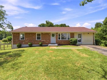 554 Dixie Airport Road, Madison Heights, VA 24572