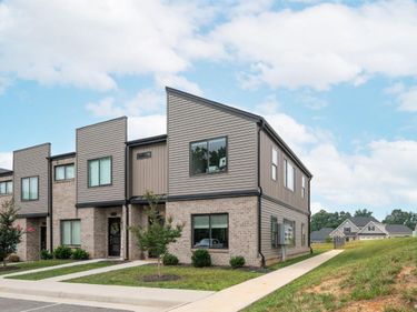 25 Zentry Pl, Lynchburg, VA 24502