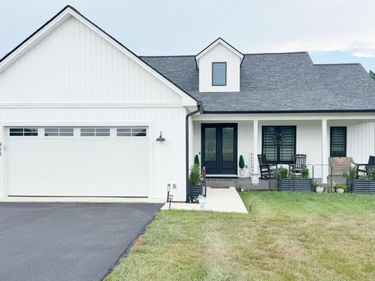 875 Morewood Road, Hardy, VA 24101