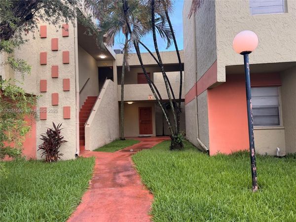 9390 W Flagler St , Unit 225C, Miami, FL 33174