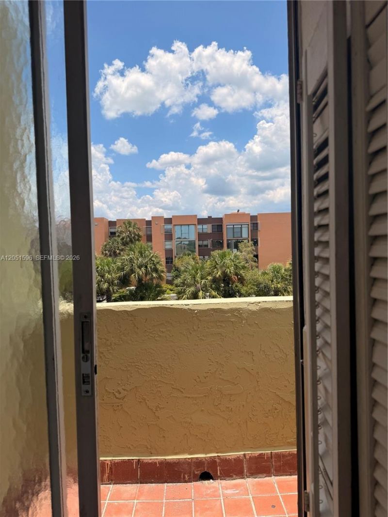 9390 W Flagler St, Unit 225C, Miami, FL 33174 Photo