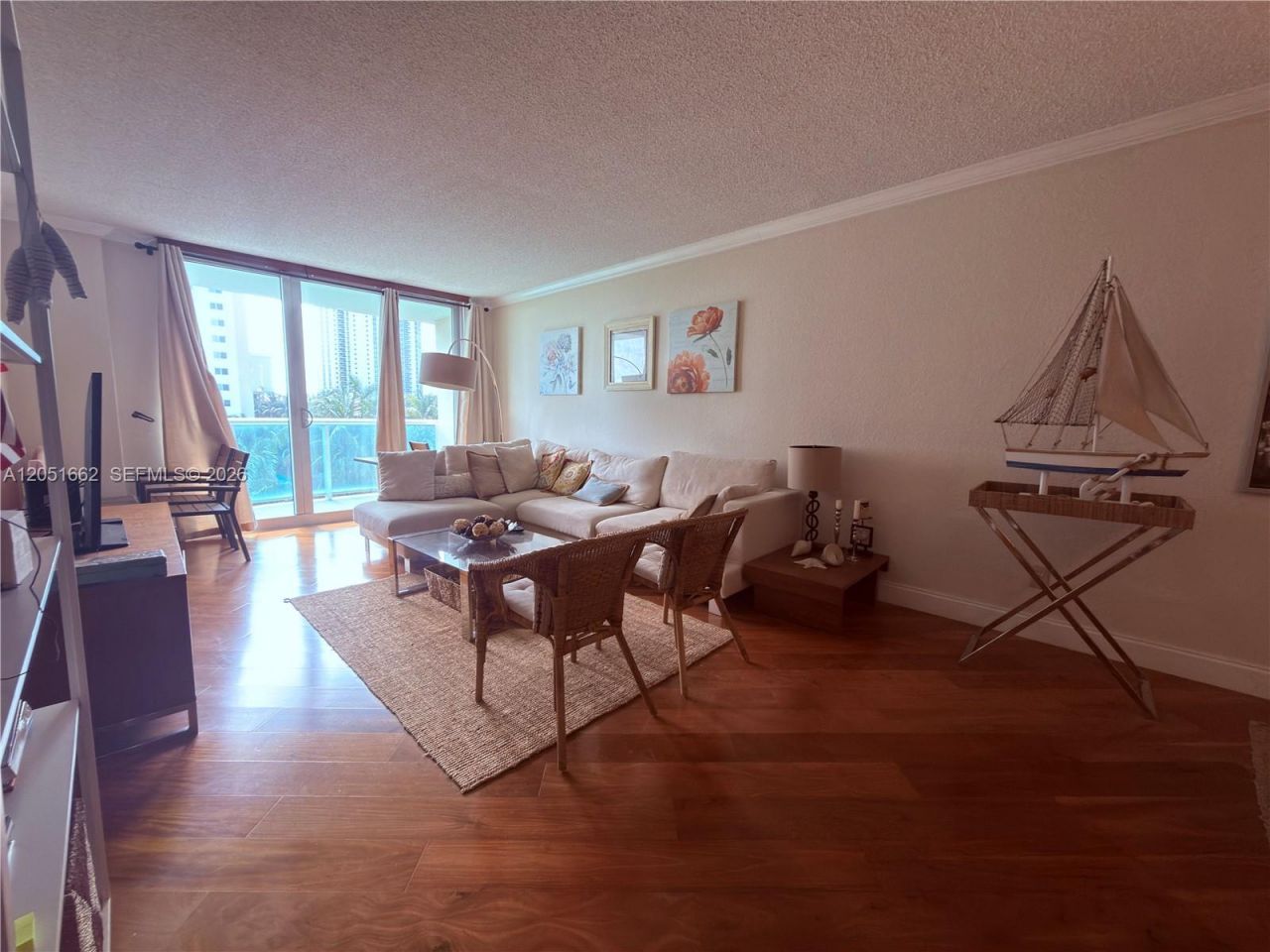 19380 Collins Ave , Unit 404, Sunny Isles Beach, FL 33160 Photo