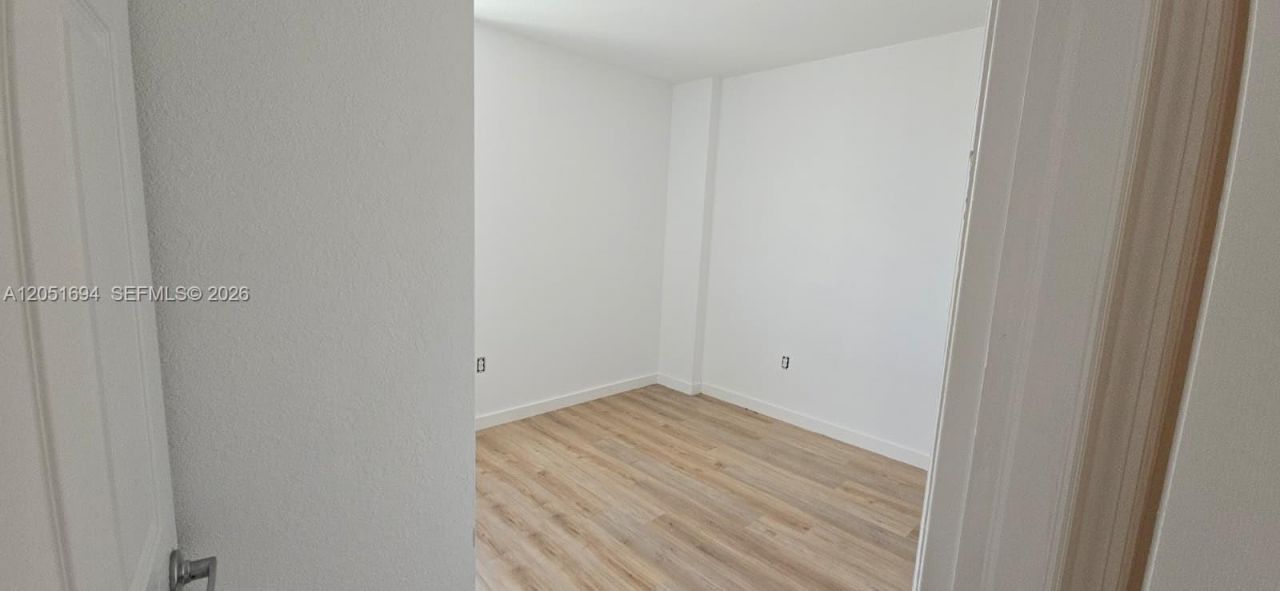 120 SW 8th Ave , Unit 706, Miami, FL 33130 Photo