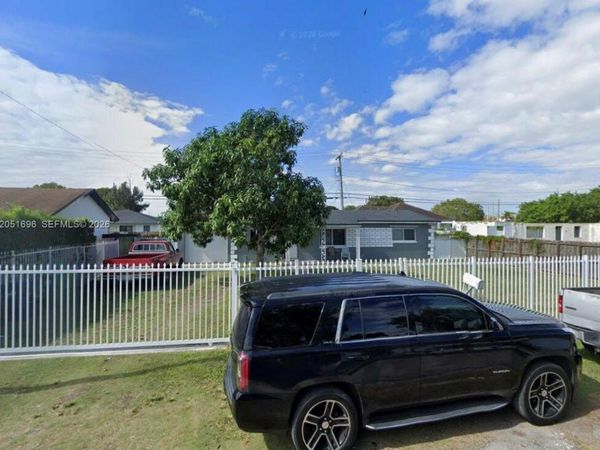 21670 SW 111th Ave , Miami, FL 33170
