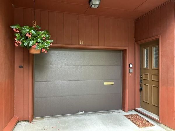 11 Evergreen Lane, Brattleboro, VT 05301