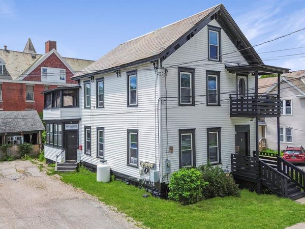 33 Summer Street, Rutland City, VT 05701