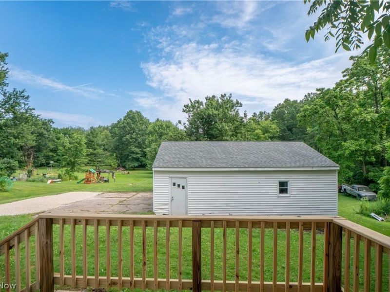 785 Chenoweth Extension, Akron, OH 44319 Photo 13