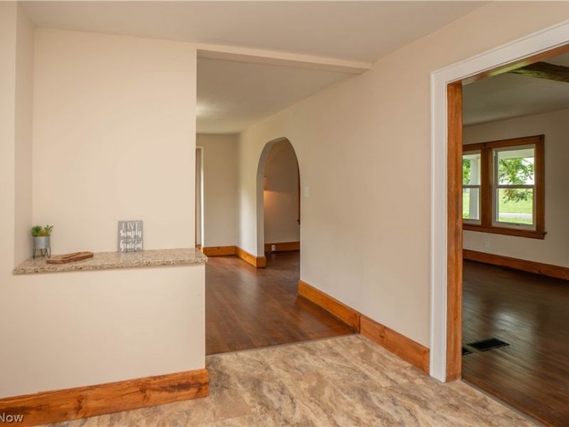 785 Chenoweth Extension, Akron, OH 44319 Photo 17