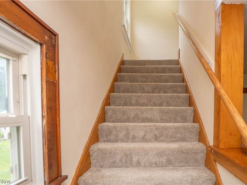 785 Chenoweth Extension, Akron, OH 44319 Photo 18