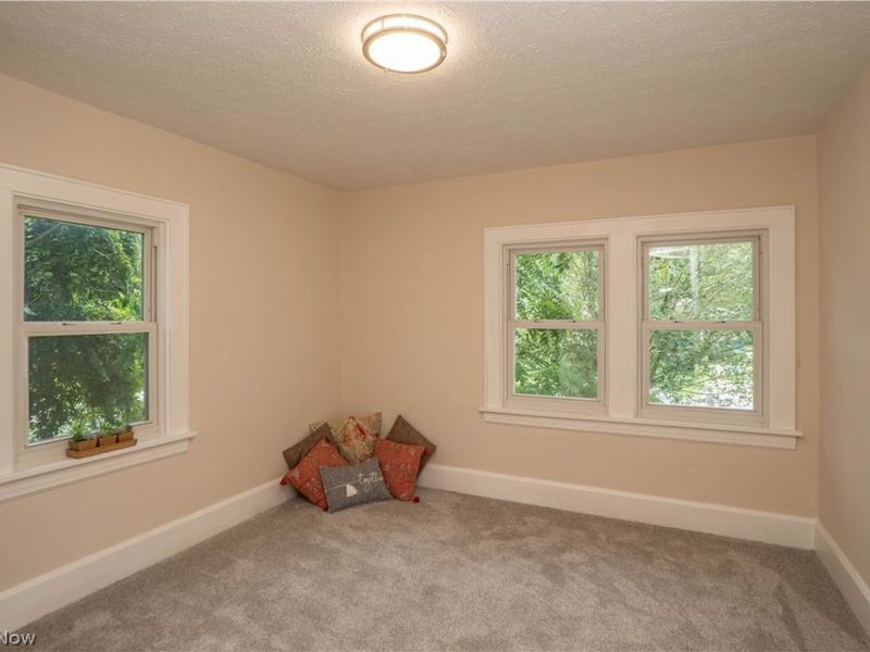 785 Chenoweth Extension, Akron, OH 44319 Photo 21
