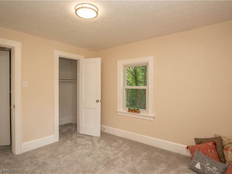 785 Chenoweth Extension, Akron, OH 44319 Photo 22