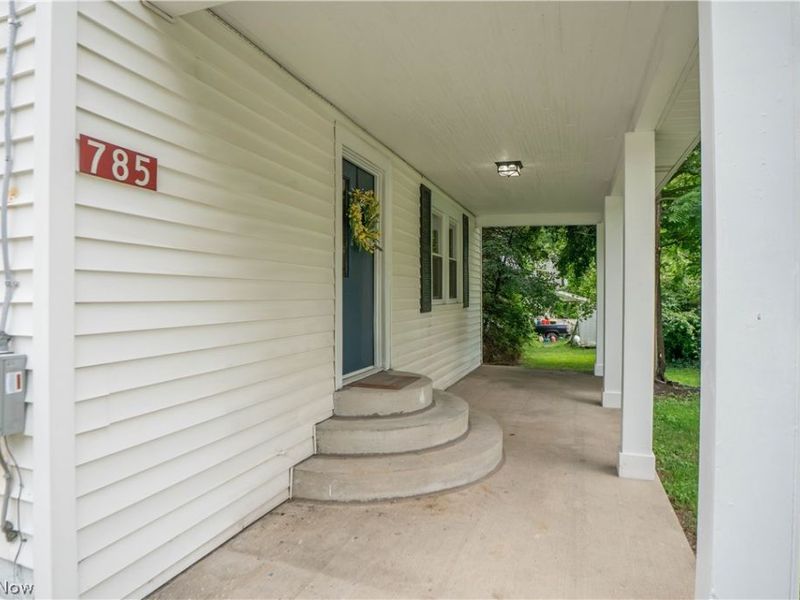 785 Chenoweth Extension, Akron, OH 44319 Photo 3