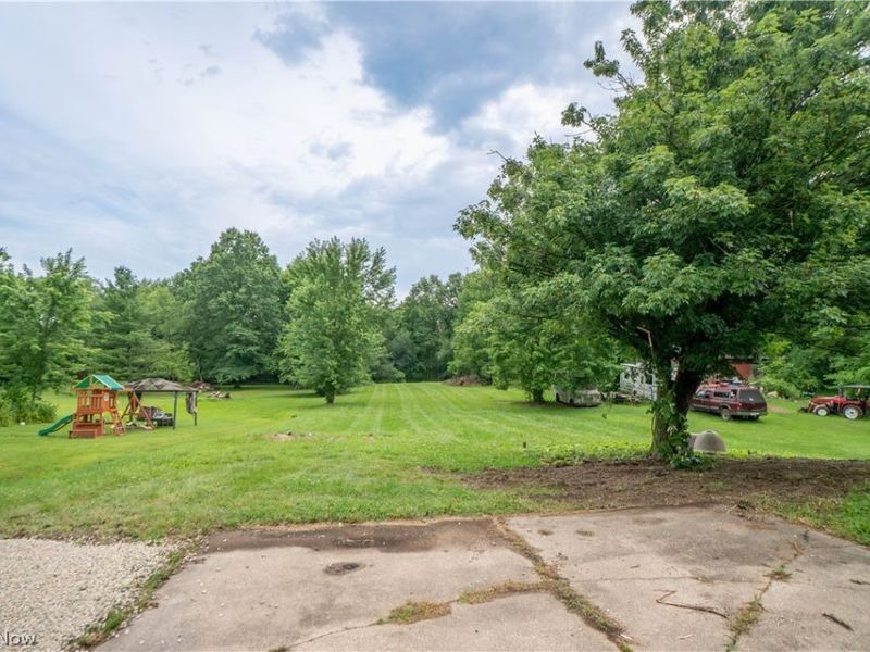 785 Chenoweth Extension, Akron, OH 44319 Photo 34
