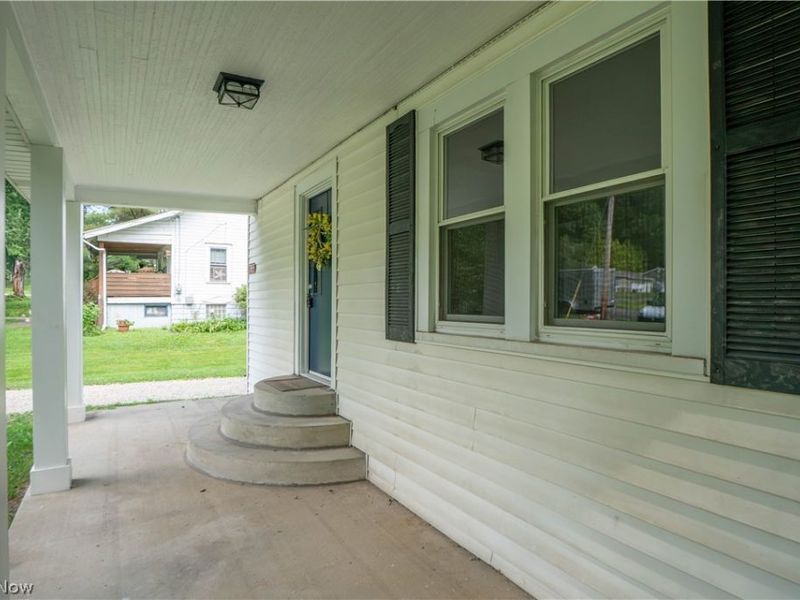 785 Chenoweth Extension, Akron, OH 44319 Photo 4