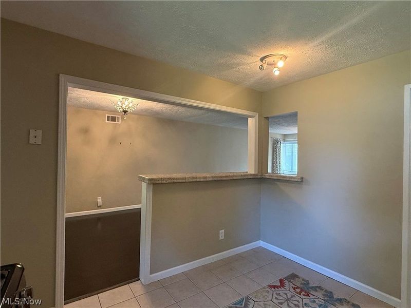 734 Hemlock Drive, Euclid, OH 44132 Photo 10