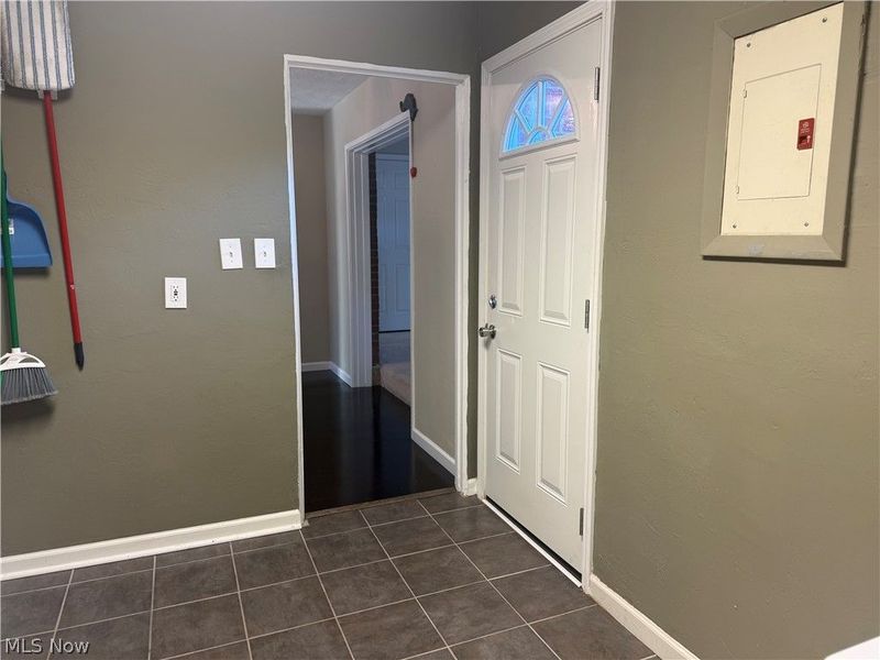 734 Hemlock Drive, Euclid, OH 44132 Photo 18