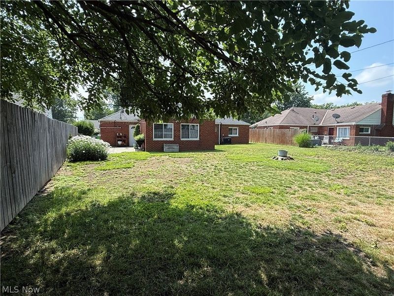 734 Hemlock Drive, Euclid, OH 44132 Photo 38