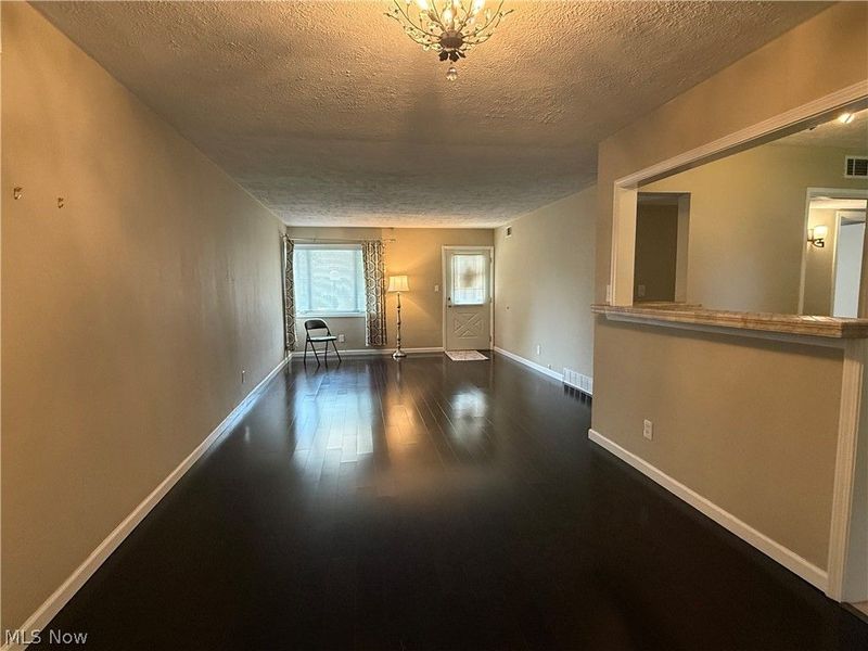 734 Hemlock Drive, Euclid, OH 44132 Photo 6