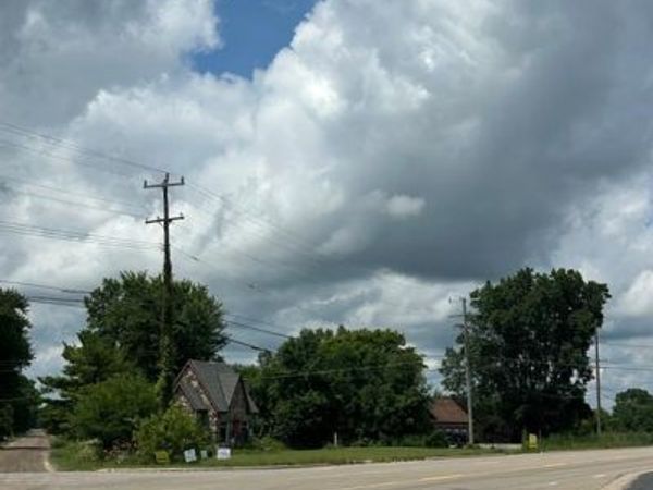 5027 W Grand River Road , Howell Twp, MI 48836