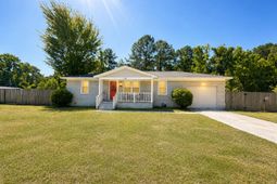 134 Wells Circle photo 4