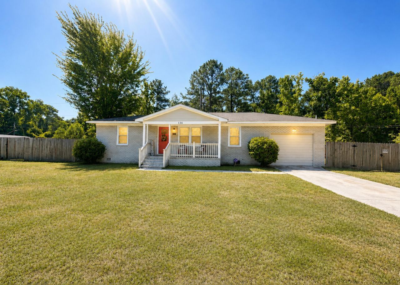 134 Wells Circle Photo 5