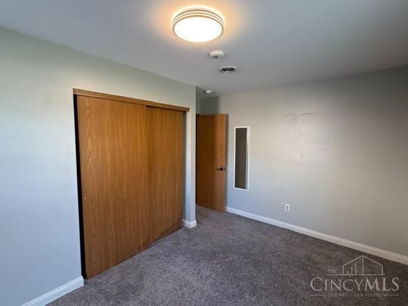 5993 Vereker Drive, Oxford, OH 45056 Photo 7