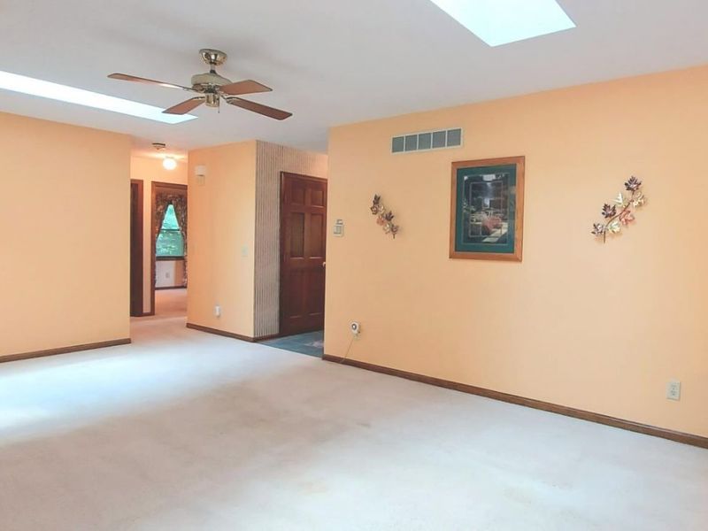 5790 Squirrelsnest Lane, Colerain Township, OH 45252 Photo 12