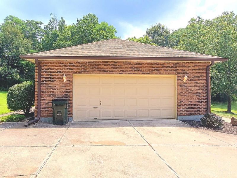5790 Squirrelsnest Lane, Colerain Township, OH 45252 Photo 15