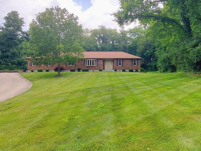 5790 Squirrelsnest Lane, Colerain Township, OH 45252 Photo 2