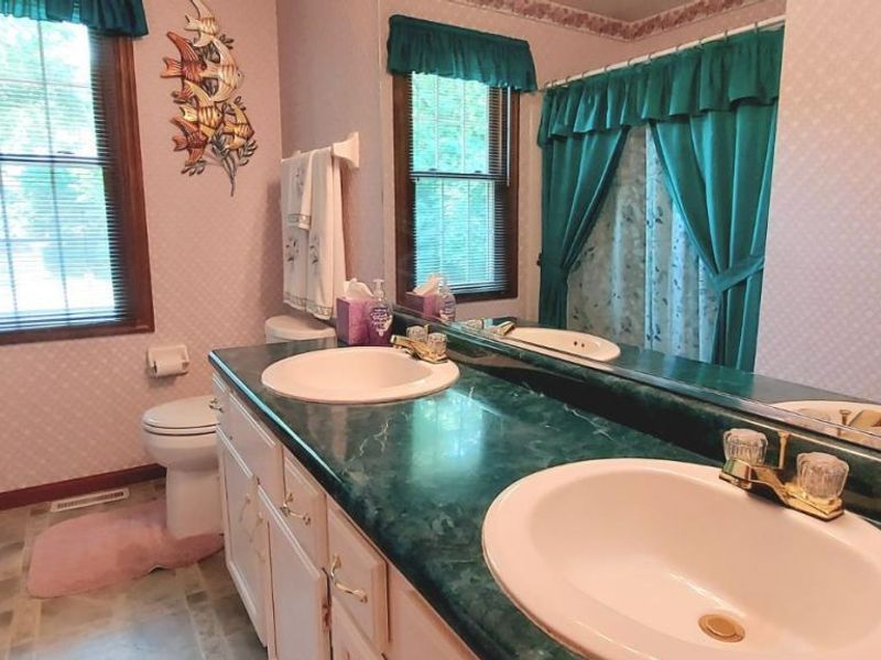5790 Squirrelsnest Lane, Colerain Township, OH 45252 Photo 25