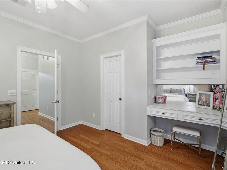 Property Image 38