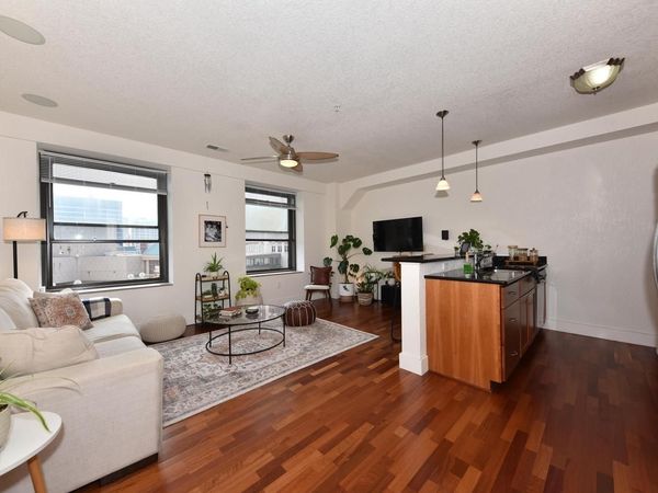 606 W Wisconsin AVENUE, Unit 405, Milwaukee, WI 53203