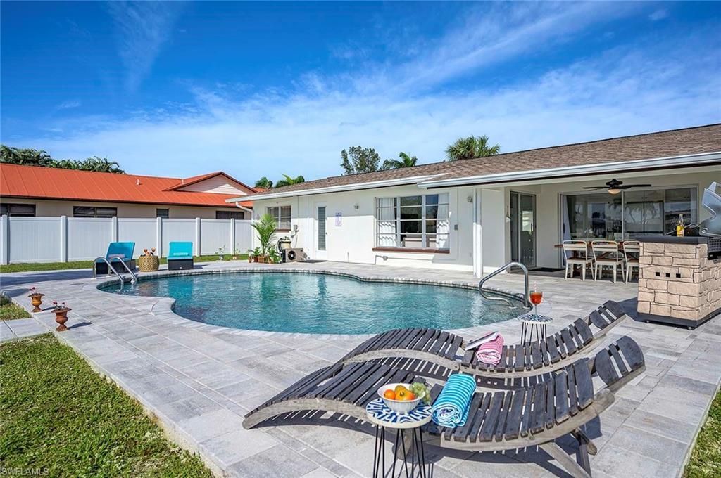 1432 Wellington Ct, Cape Coral, FL 33904 Photo