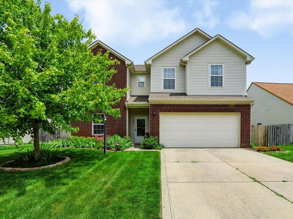 5217 Montavia Lane, Indianapolis, IN 46239