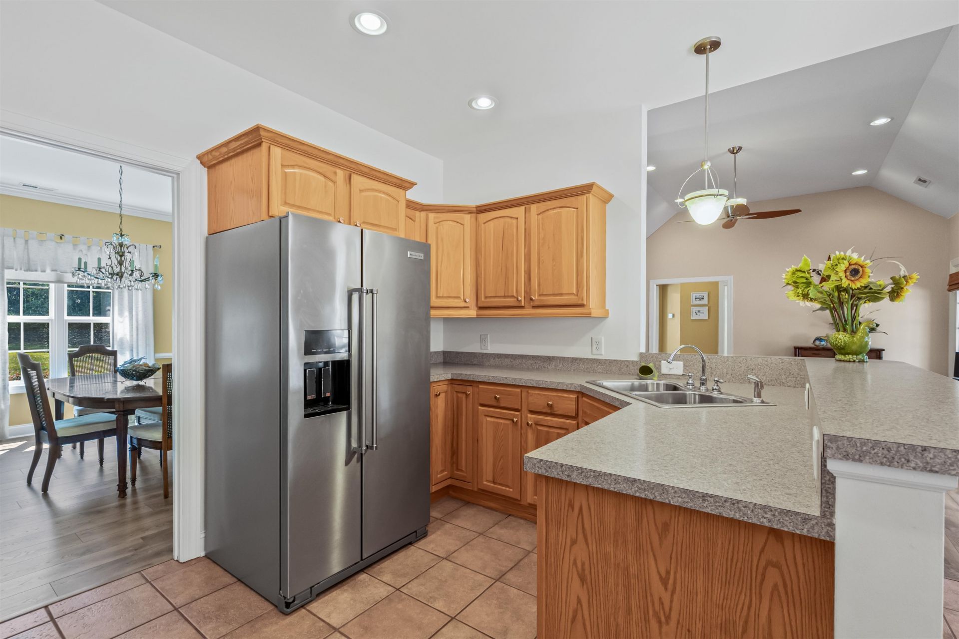 300 Russell Dr. Photo 25