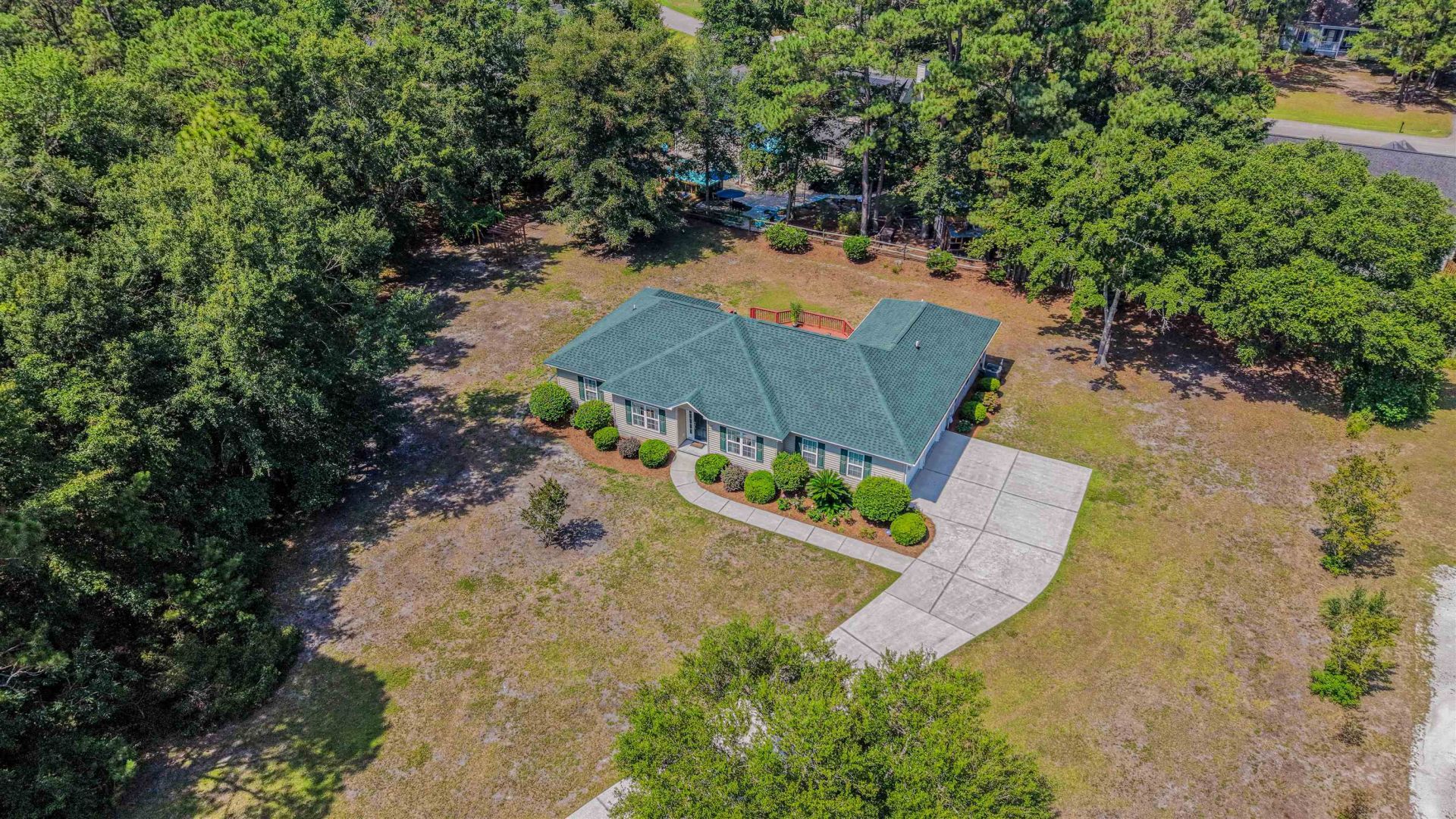 300 Russell Dr. Photo 37