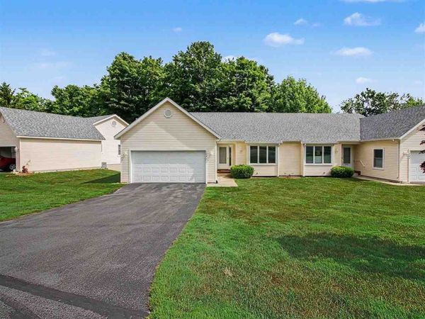 1041 Woods Court, Unit 10, Petoskey, MI 49770