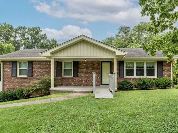 506 Mathes Ct, Goodlettsville, TN 37072