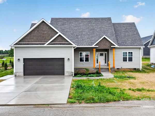 703 Lasters Ave , Elkton, KY 42220