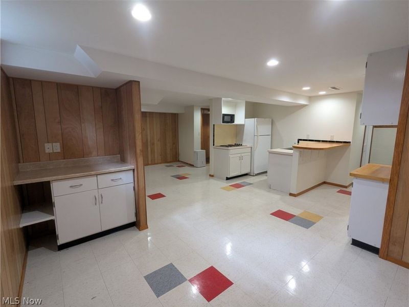 433 Pioneer Avenue, Kent, OH 44240 Photo 23