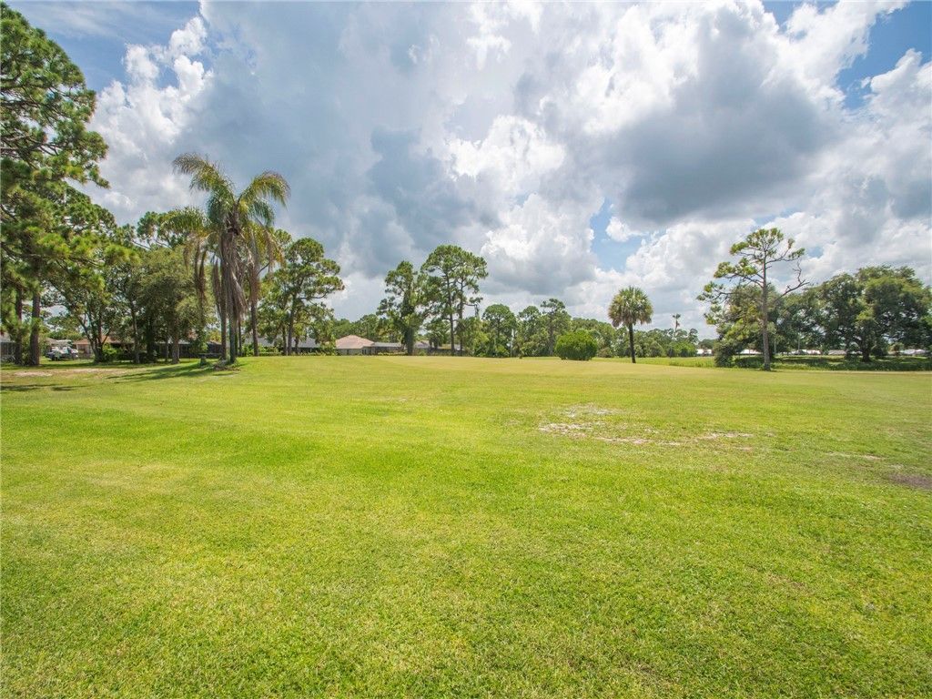 5101 Deer Run Drive, Fort Pierce, FL 34951 Photo