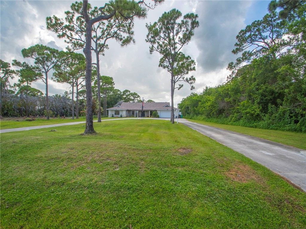 5101 Deer Run Drive, Fort Pierce, FL 34951 Photo