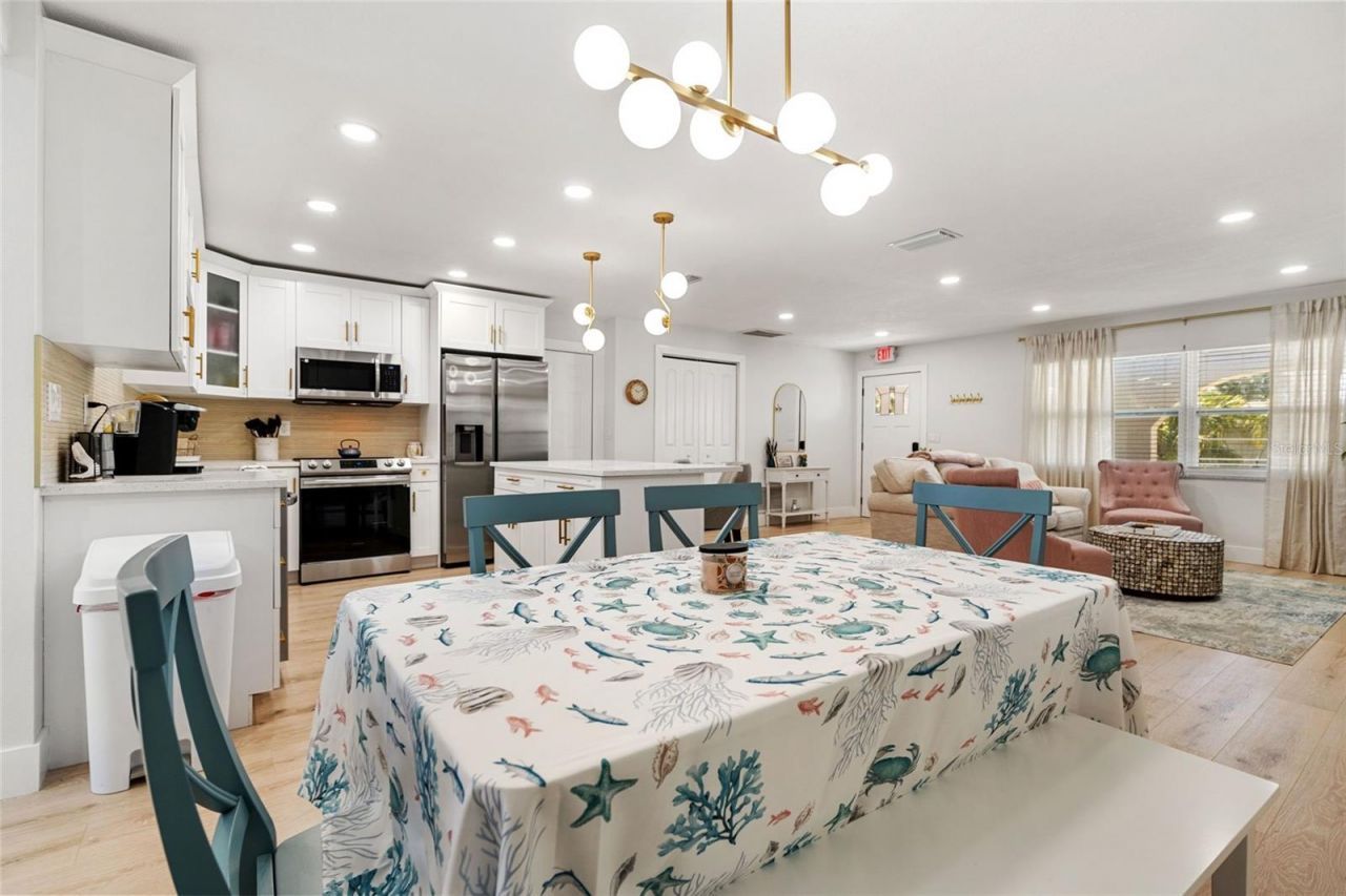 13113 Ridge Road , Largo, FL 33778 Photo