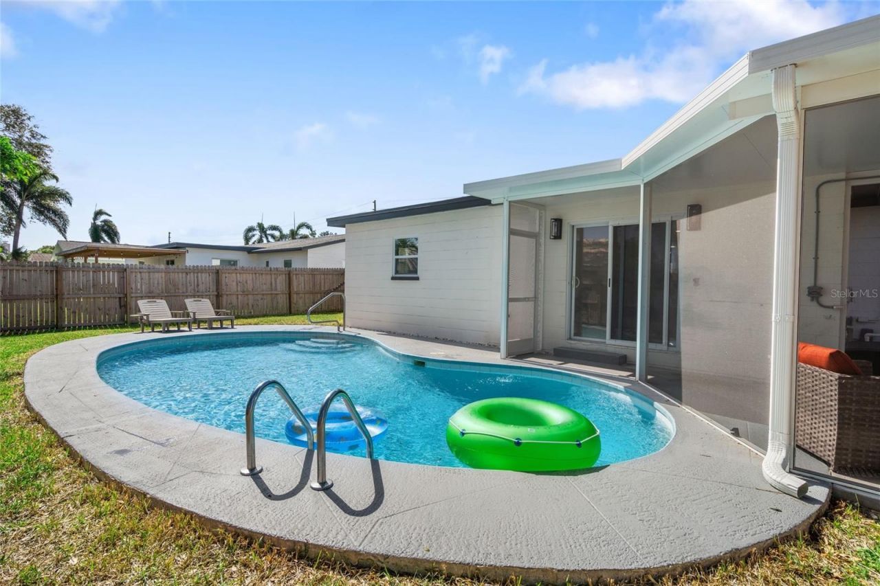 13113 Ridge Road , Largo, FL 33778 Photo