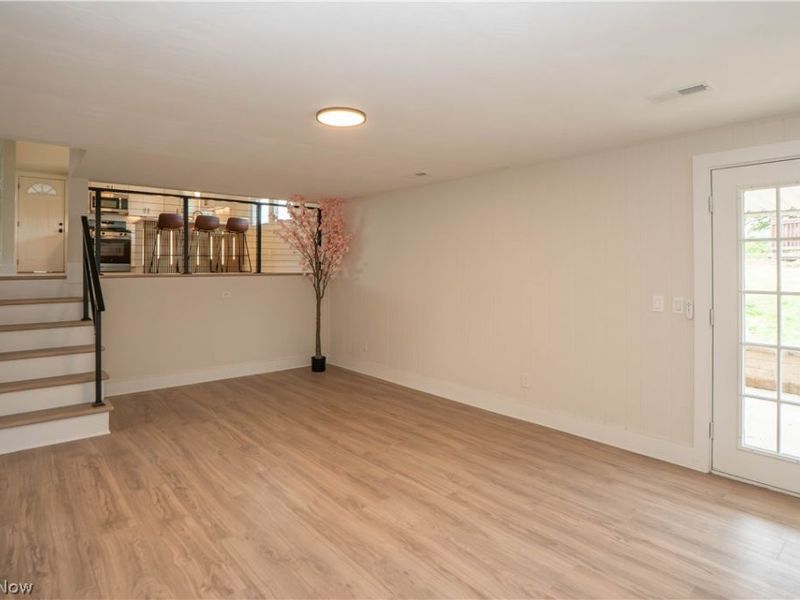 5550 Easton Street, Louisville, OH 44641 Photo 23