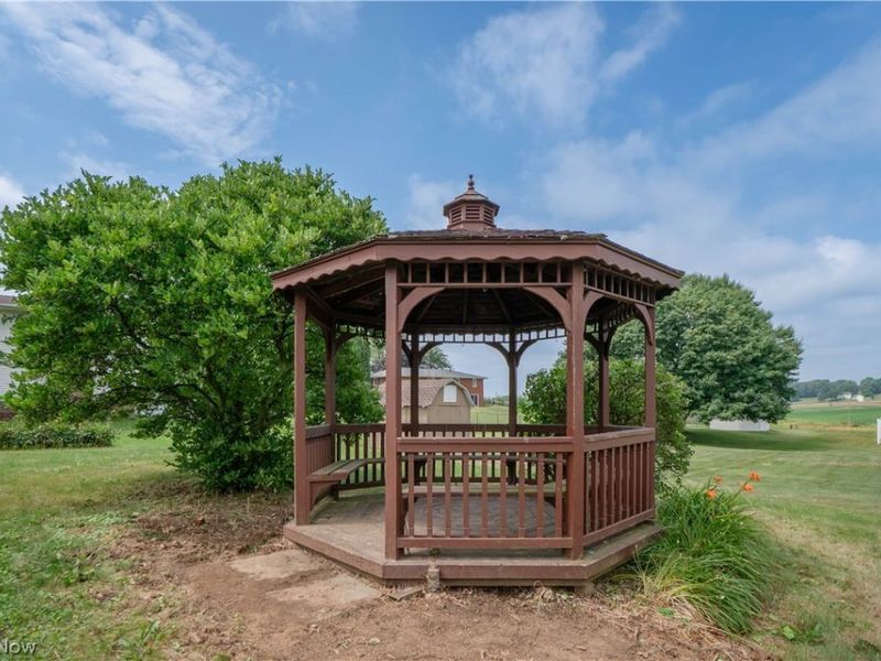 5550 Easton Street, Louisville, OH 44641 Photo 36
