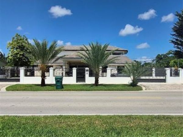 3711 SW 122nd Ave , Miami, FL 33175