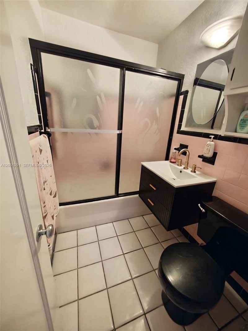 2418 Scott St , Hollywood, FL 33020 Photo