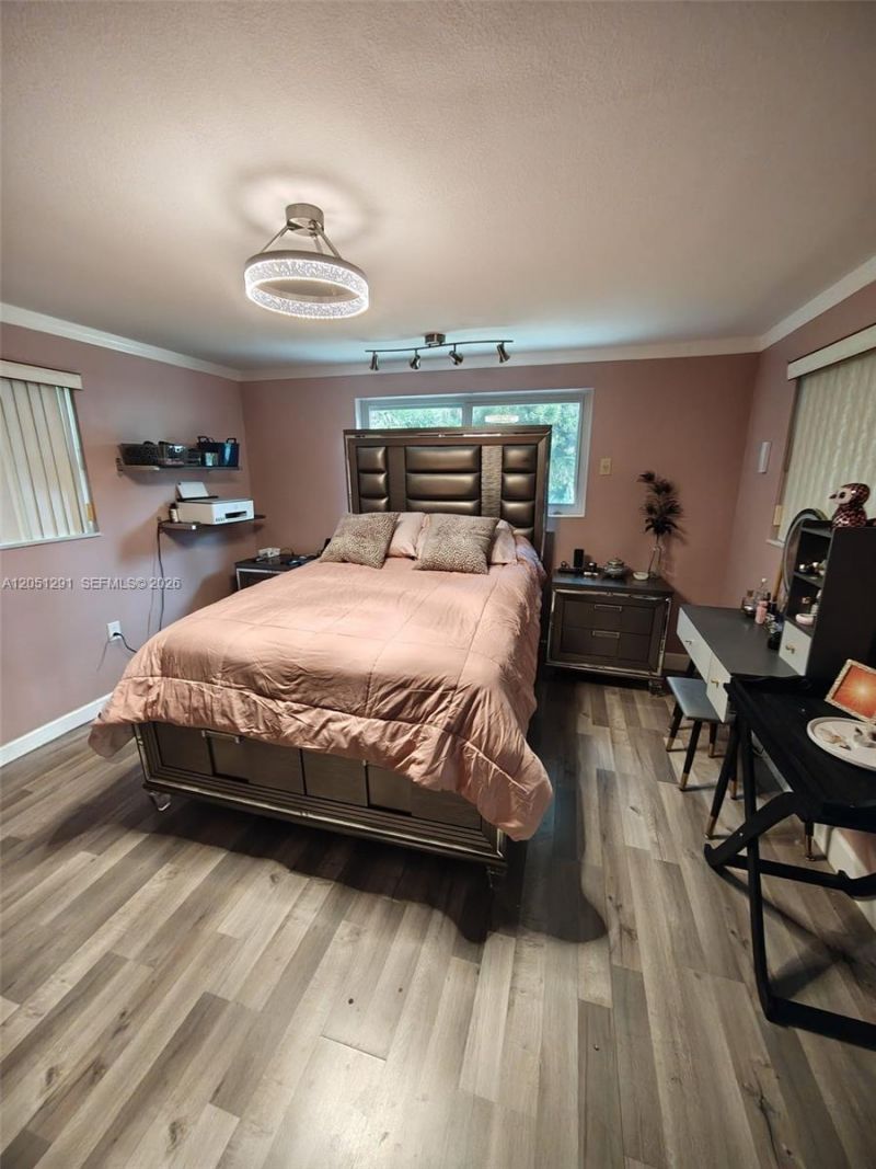 2418 Scott St , Hollywood, FL 33020 Photo